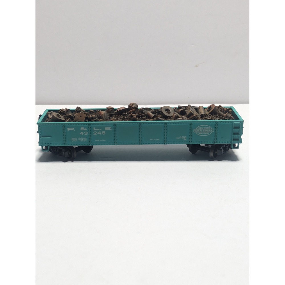 P&LE 43245 New York Central HO Scale Gondola Car with Scrap Load